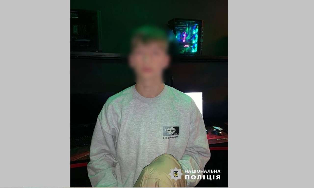 Гуляв у клубі: черкаські поліцейські повернули додому 15-річного хлопця